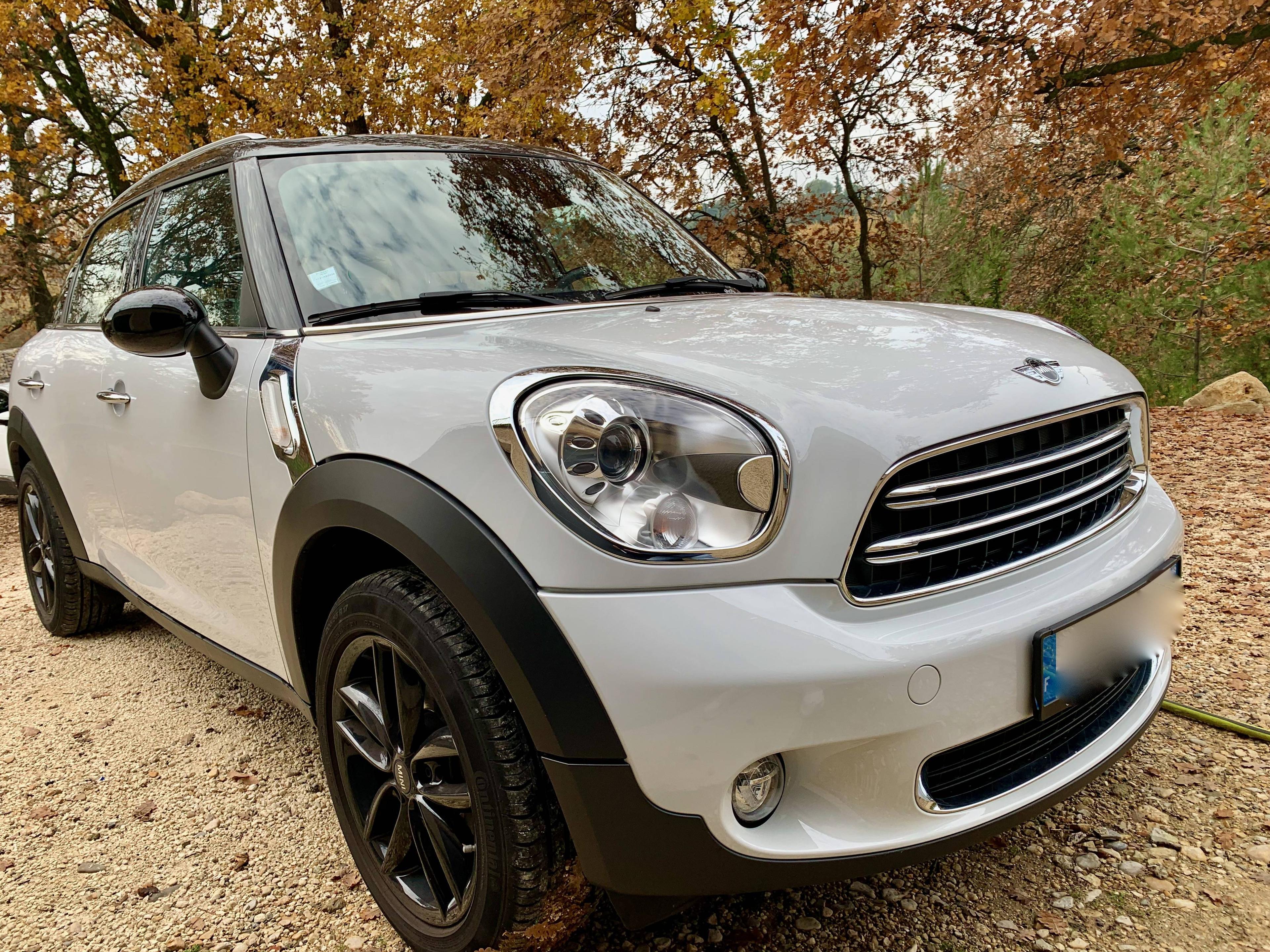 MINI COUNTRYMAN