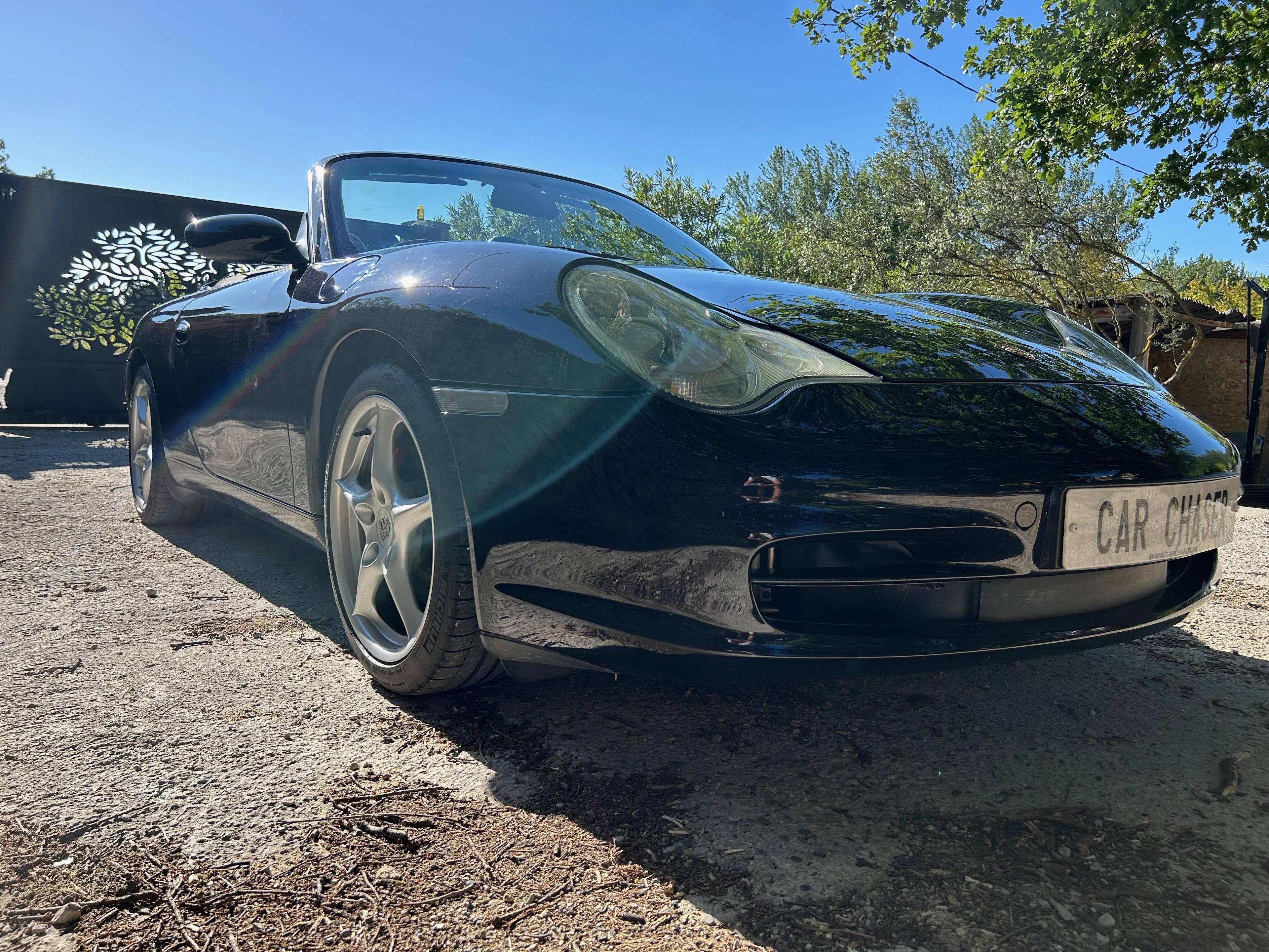 PORSCHE 911