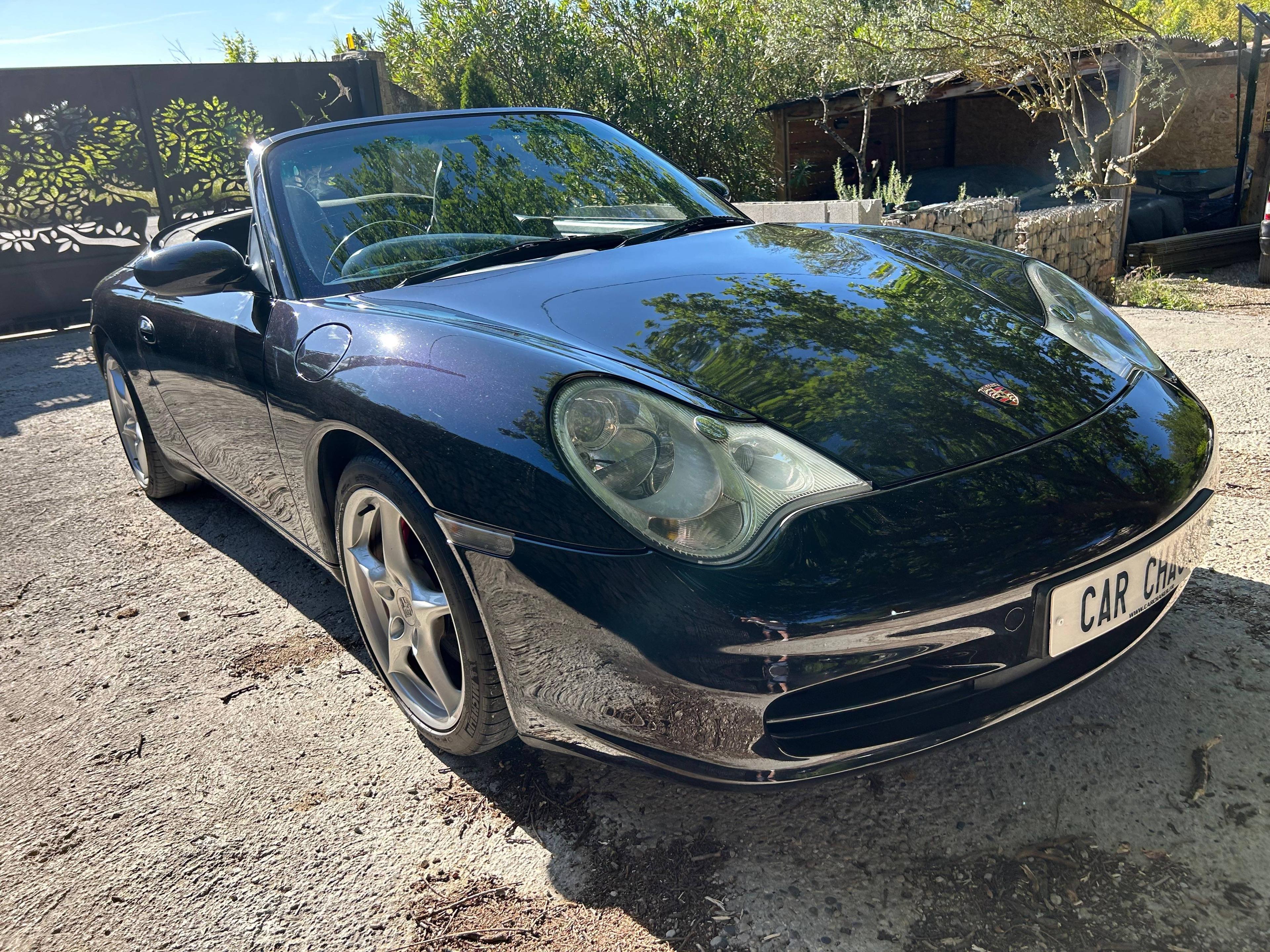 PORSCHE 911