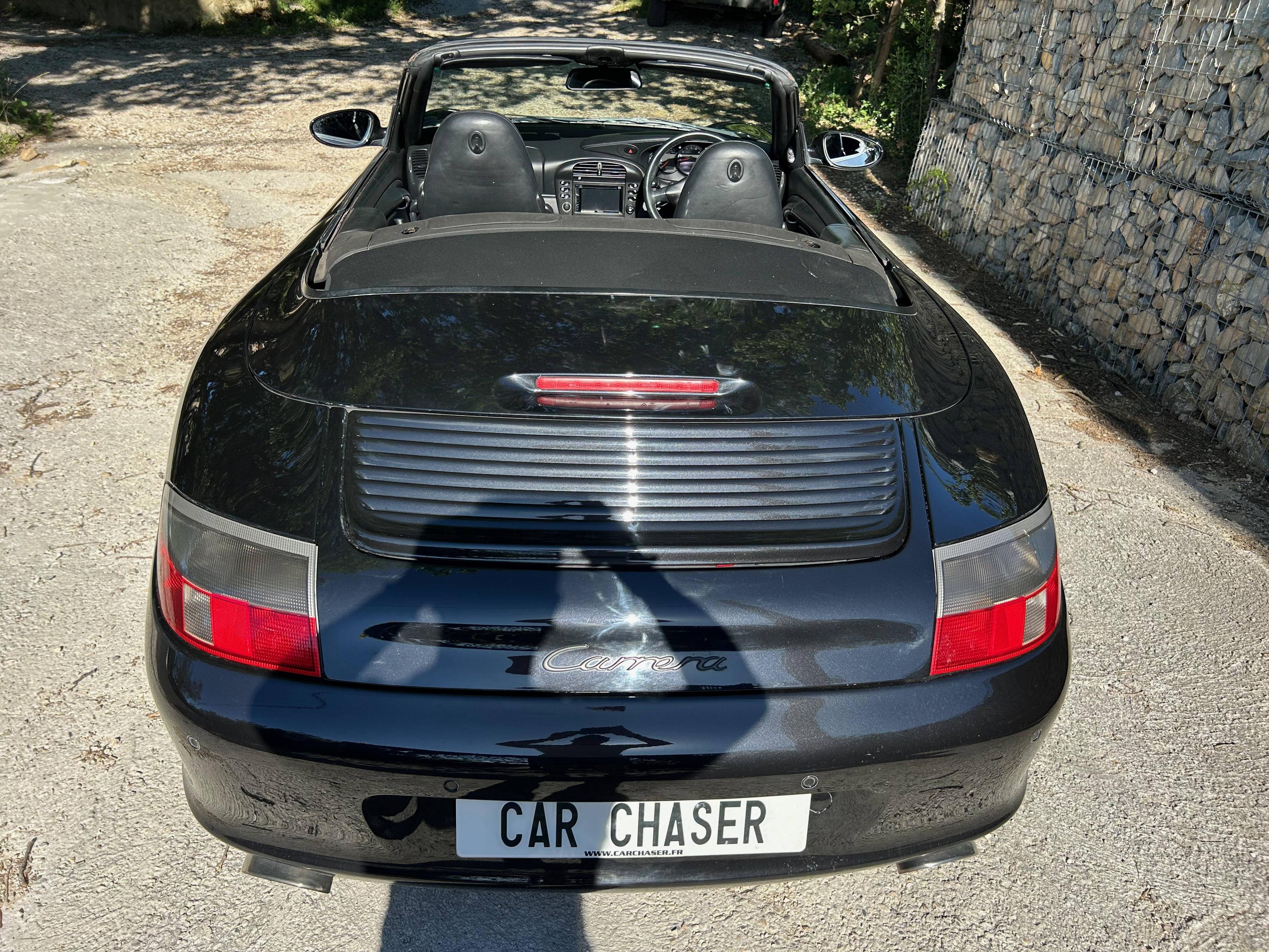 PORSCHE 911
