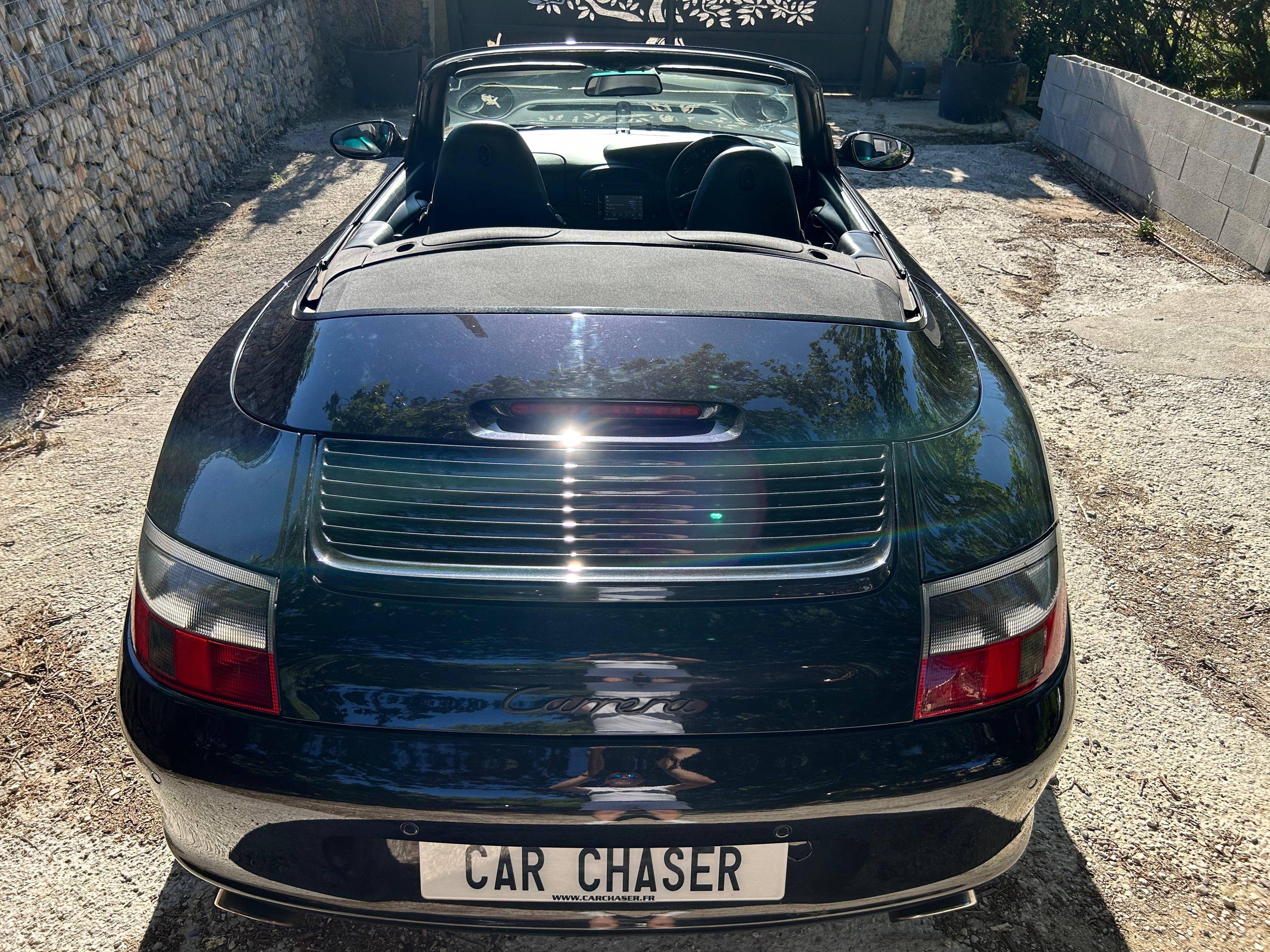 PORSCHE 911