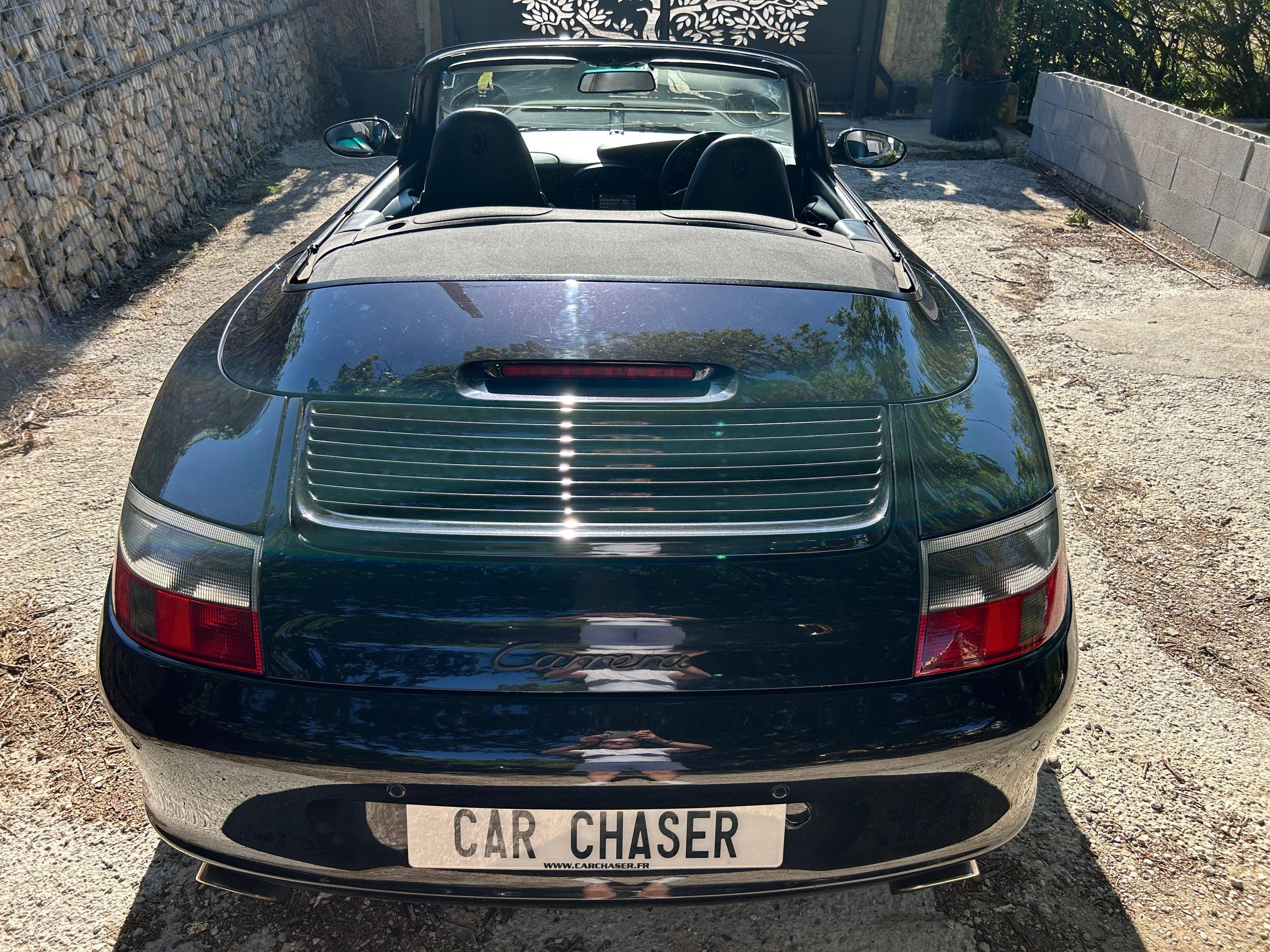 PORSCHE 911