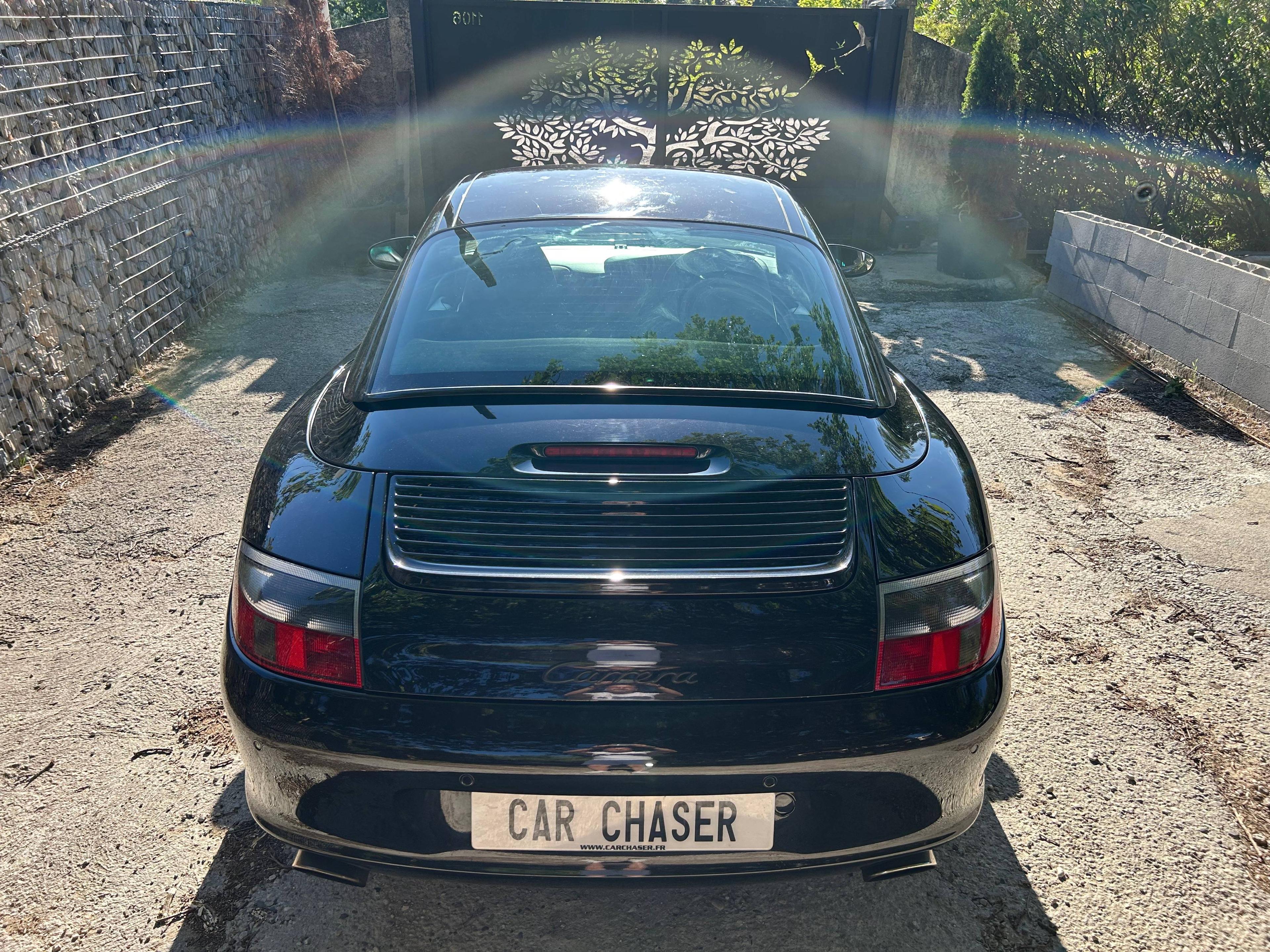 PORSCHE 911
